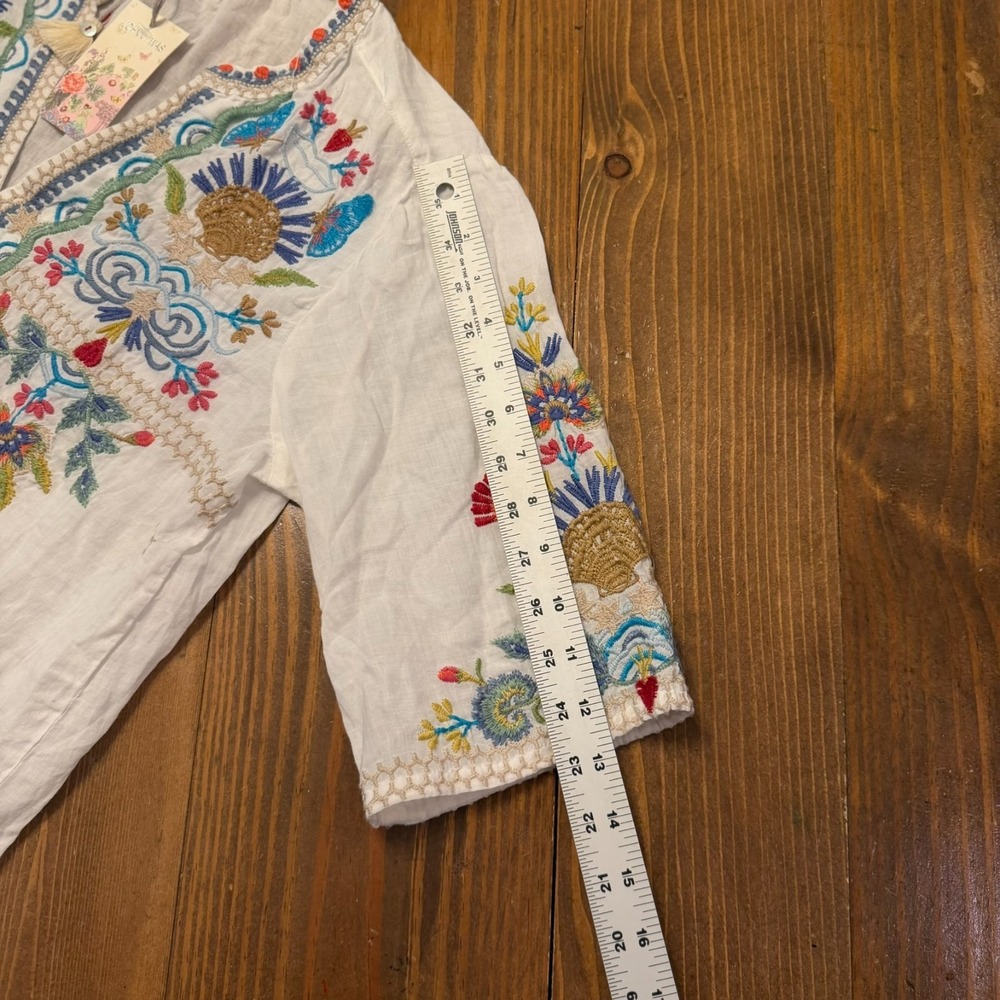 Johnny Was Arzella Easy V Neck Tunic Medium Floral Embroidery Boho Ramie NWT - Picture 4 of 11